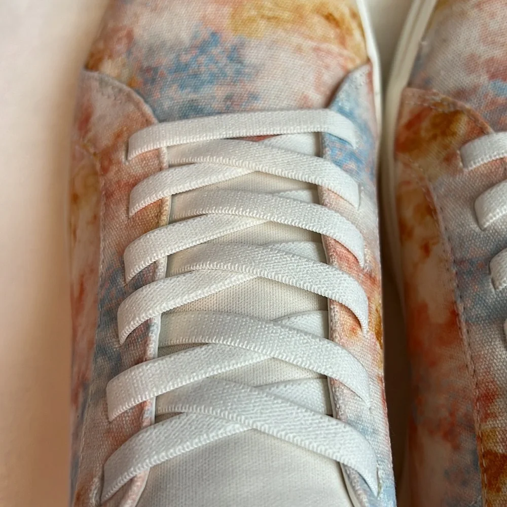 NIB Dr. Scholl’s Wink Lace Tie Dye Sneakers